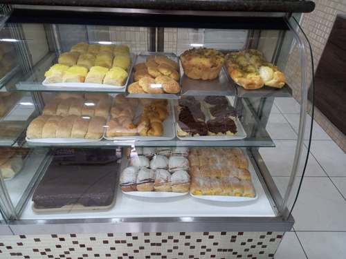 Prédio Comercial Com Padaria E 2 Casa A Venda