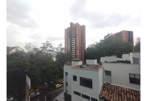 Apartaestudio En Alquiler En El Poblado - Tranversal Superior