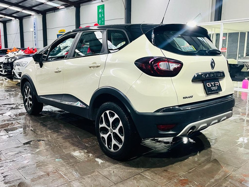 Renault Captur 2.0 Iconic At