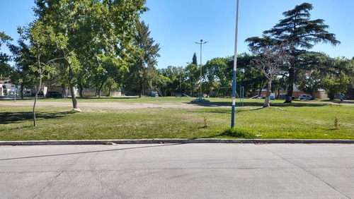 Imagen 13 de 16 de Departamento Con Cochera, Proximo A Facultad.