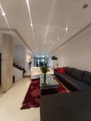 Imagen 7 de 17 de Se Vende Town House En Mañongo, Res. Bonaventure Home Jc-047