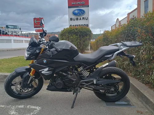 Moto Muy Bien Cuidada Con Poco Uso. Como Nueva.