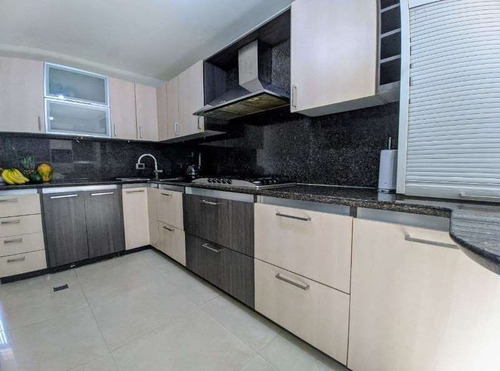 Imagen 2 de 20 de Se Vende Town House En Res. Villas Del Bosque Atth-95 Gg