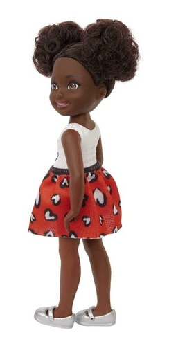 Imagem 5 de 6 de Mini Boneca Barbie Chelsea Saia Corações - Mattel Ms