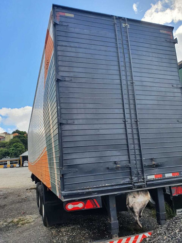 Carreta Baú