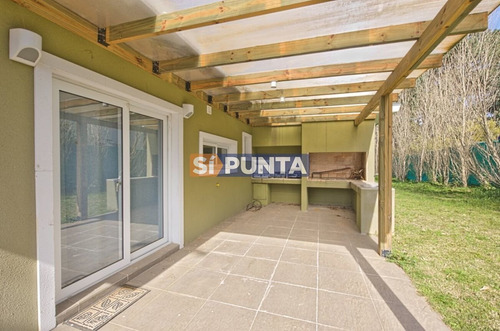 Imagen 15 de 19 de Casa En Venta - La Arbolada