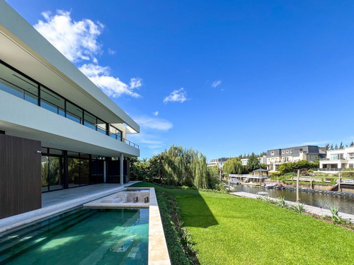 Casa En Alquiler En El Yacht