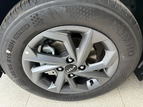 Kia K3 Cross Vibrant Mt