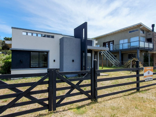 Casa Sobre Costanera De Nueva Atlantis - Financiada