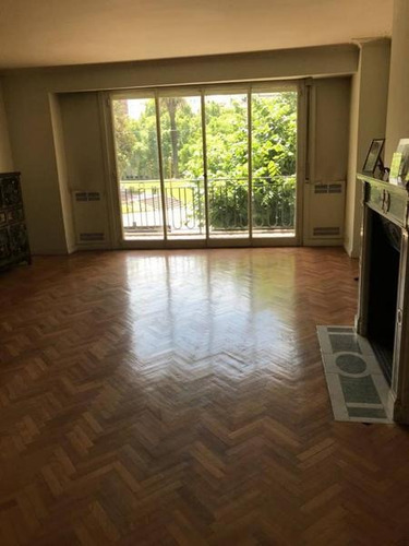 Imagen 8 de 16 de Av Alvear - Bioy Casares: En Lo Mejor De Recoleta !!! Maxima Categoría, Cochera, Piso Completo Con Excepcional Vista A Plazas