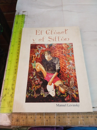 El Clóset Y El Sillón Manuel Levinsky