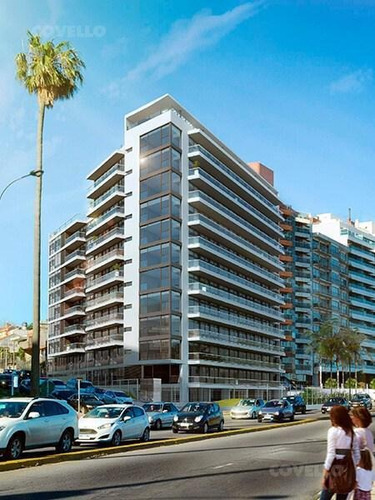 Imagen 4 de 30 de Apartamento - Malvín, 2 Dormitorio, Luminoso, Barbacoa, Solarium, Laundry. Financiación Propia.