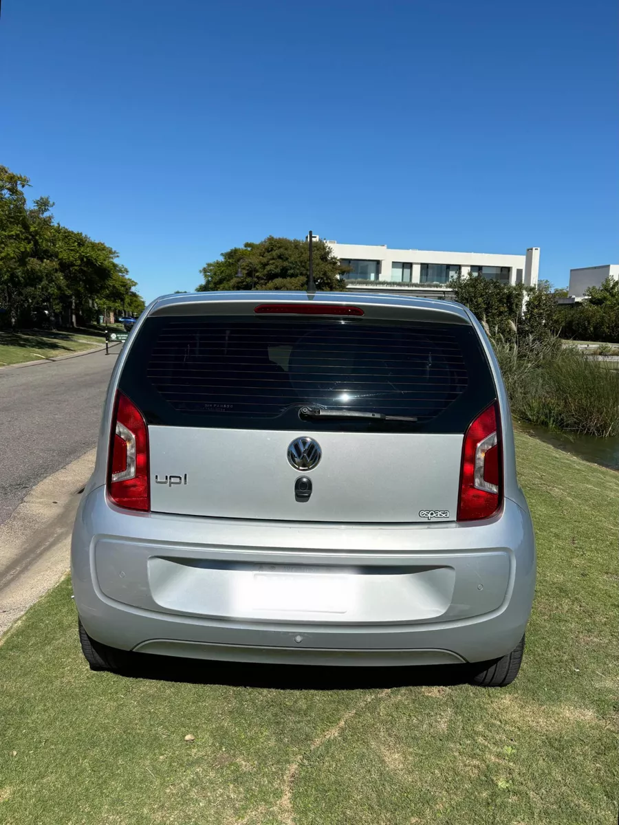 Volkswagen Up! 1.0 High Up! 75cv 3 p