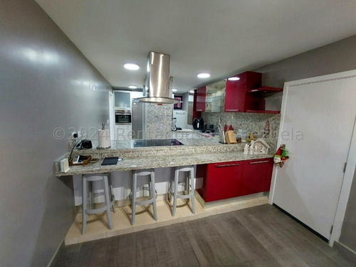 Penthouse ( 2 Niveles/ Amoblado/ Equipado) Venta Buenaventura Suites ( Guarenas) Mls - 24-14332