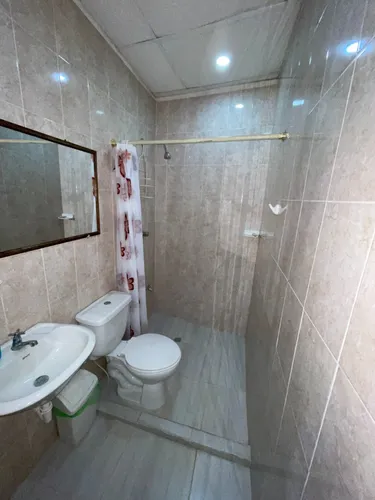 Casa Con Local Comercial