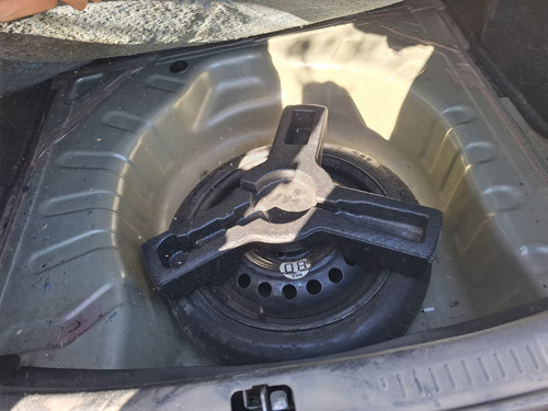 Nissan Sentra 2.0 Custom Cvt