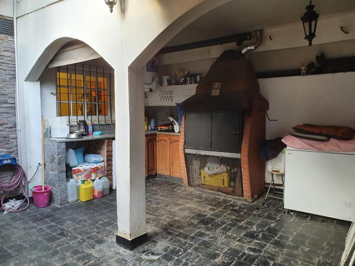 Imagen 11 de 18 de Duplex En Venta En Castelar Sur