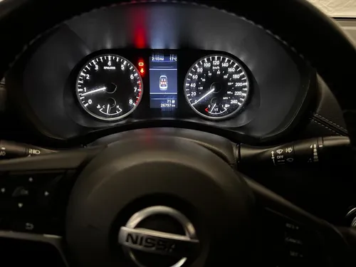 Nissan Sentra 2.0 Advance Mt