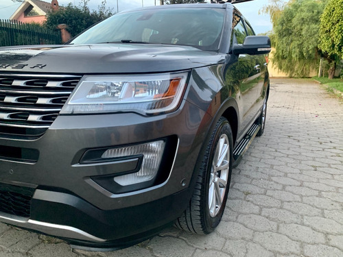 Ford Explorer Limited 4x4