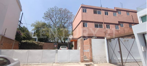 Casa En Venta En Ciudad Satélite, Naucalpan, Estado De México