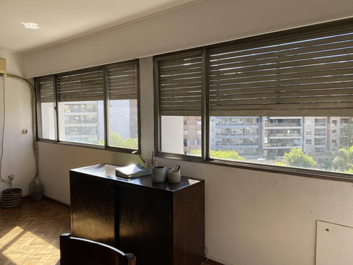 Departamento En Venta Piso Entero, 4 Dormitorios, Cochera En Nueva Córdoba Apto Crédito