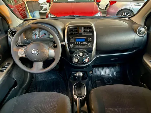 Nissan March 1.6 Advance At