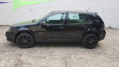 Volkswagen Golf 2010 1.6 Vht Sportline Total Flex 5p