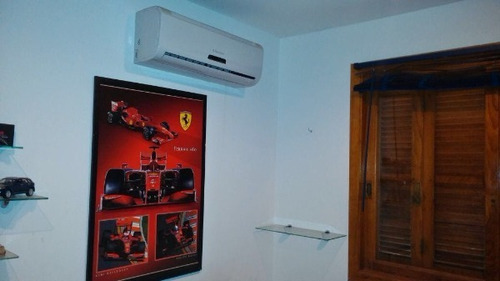 Casa Em Hípica Com 3 Dormitórios - Mi17210
