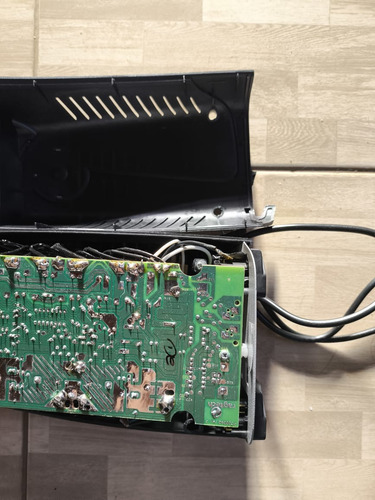 Nobreak Senoidal Puro Ragtech 1200va Até 840 Watts Detalhe