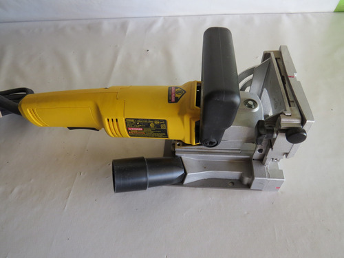 Ensambladora Dewalt Mod.dw682, No Bosch O Makita (Usado)