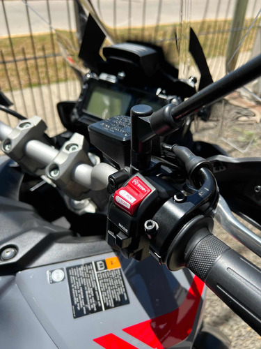 Imagen 3 de 16 de Yamaha Mt09 Tracer 900