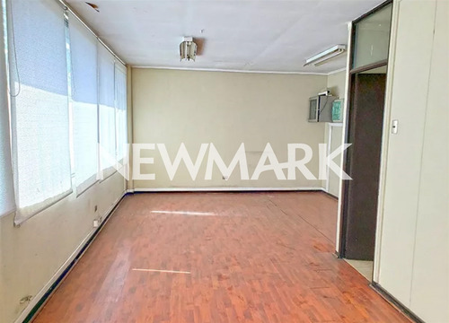 Bodega De 1597 M2 En Arriendo Corazon De Santiago En MacĂșl
