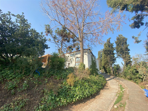 Sitio De 2800 Mt2 En Barnechea Con Casa Incluida 296 Mt2
