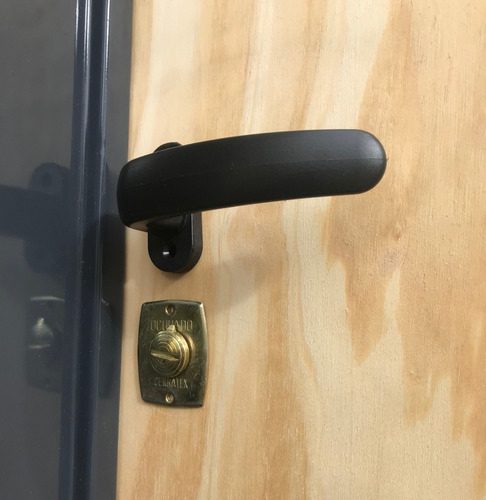 Imagen 6 de 10 de Manija Picaporte Pvc Universal Para Puertas Doble Balancin