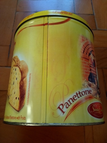 Imagem 3 de 7 de Lata Panetone Santa Edwiges Vazia Coleção De 2008 Usado