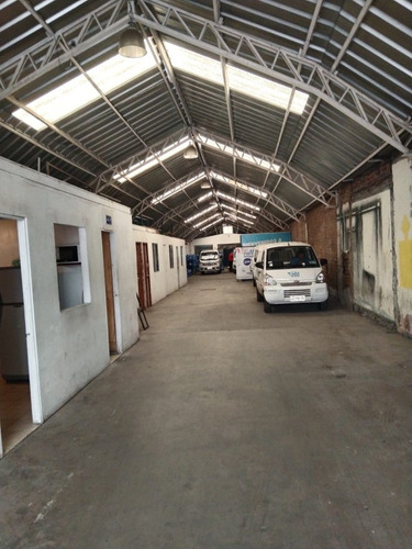 Arriendo Local Y Bodega Avda Jj Perez Comuna Quinta Normal