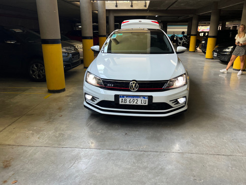 Volkswagen Vento 2.0 Gli