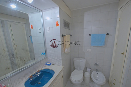 Apartamento Frente Al Puerto En Alquiler- Ref: 2563