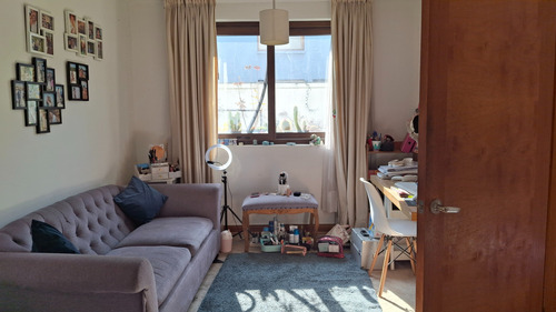 Casa Moderna Y Amplia 5d/4b Con Quincho En Arriendo