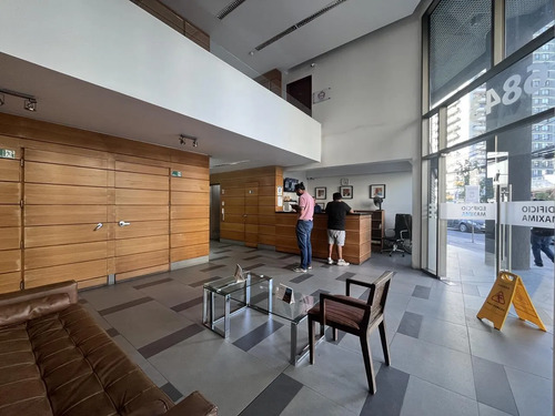 Venta Oficina 20m2, 1p-1b, Metro Bella Vista De La Florida