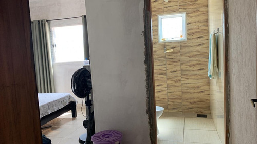 Imagem 24 de 26 de Chácara 1000m2, Casa Sede Com 150m2, 3 Dormitórios Sendo Todas Suítes, Cozinha Americana Planejada, Árvores Frutíferas, Quintal, Jardim, 5 Vagas - Ch00226 - 70709150