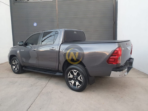 Toyota Hilux 2.8 Cd Srx 177cv 4x2 At