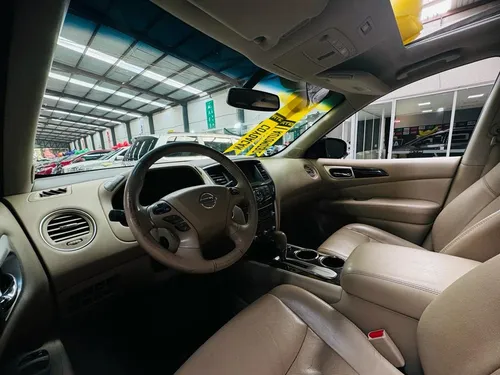 Nissan Pathfinder Exclusive