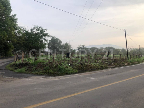 Lote De Terreno En Venta, En Huaxtla, Jalisco