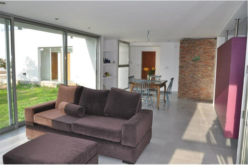 Casa En Venta 2 Dormitorio Villa Elisa