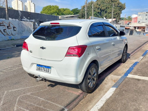 Chevrolet Onix Joy hatch 1.0 8V Black Edition Flex