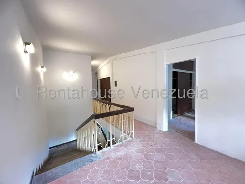 Bella Casa En Alto Prado