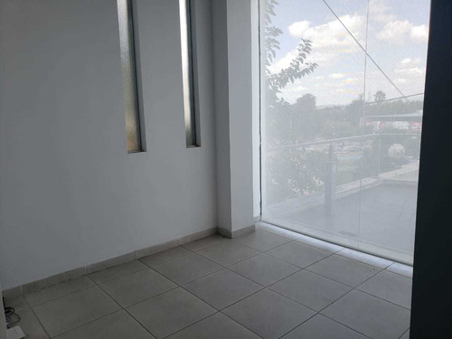 Imagen 5 de 9 de Local En Venta Palmas De La Villa Villa Allende Golf
