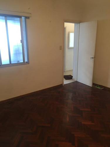 1 Dorm Ejido Y Maldonado Pb Gc 1.100 Patio Exclusivo