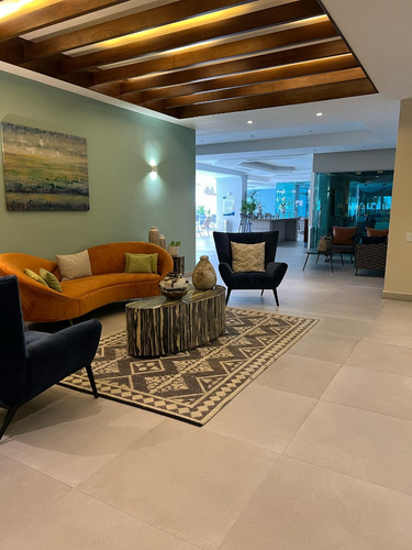 Alquilo Apartamento Torre Villa Palmera Xx, Ubicado En El Sector Naco , Distrito Nacional